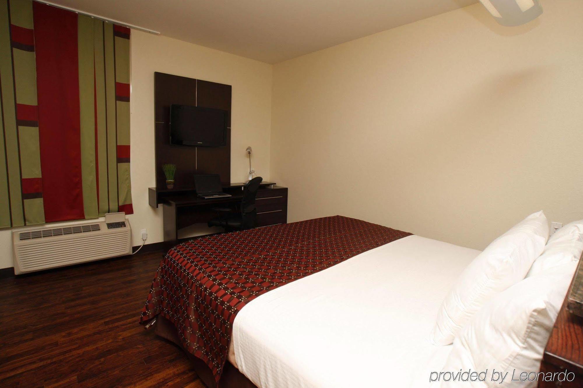 Red Roof Inn Locust Grove Room photo